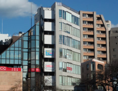 国立駅前テナントビル